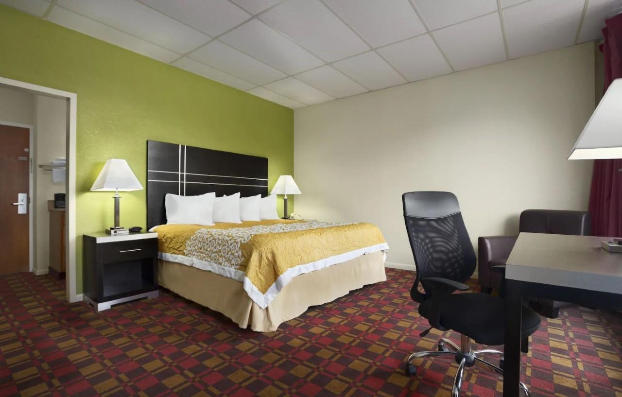 Days Inn Oil City Conference Center Εξωτερικό φωτογραφία